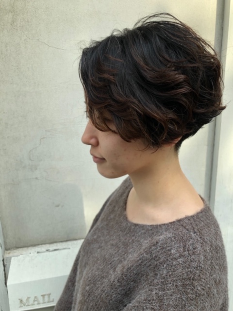 三軒茶屋 レディースショート 刈り上げスタイル 美容室